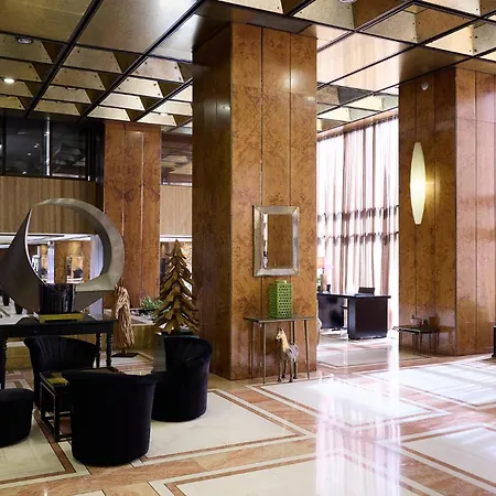 Hotel President